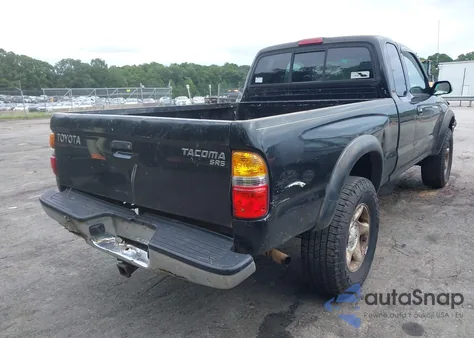 2004 Toyota Tacoma z USA, uszkodzony, nr VIN 5TEWM72N24Z452067